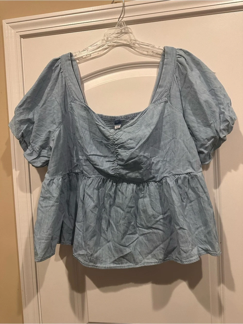 Old Navy Light Blue Puff-Sleeve Peplum Blouse